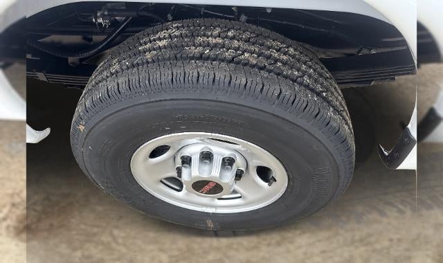 2026 GMC Savana Cargo Base