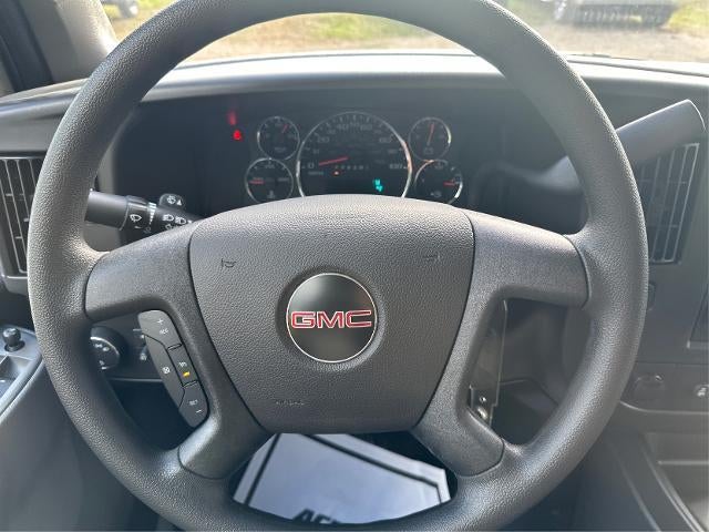 2025 GMC Savana Cargo 3500 Base