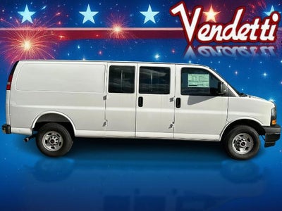 2025 GMC Savana Cargo 3500 Base