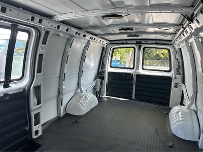 2025 GMC Savana Cargo 3500 Base