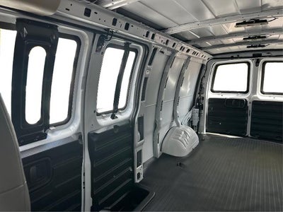 2025 GMC Savana Cargo 3500 Base