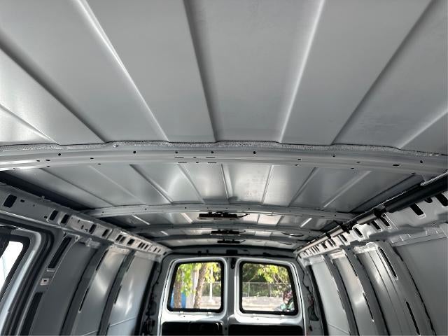 2025 GMC Savana Cargo 3500 Base
