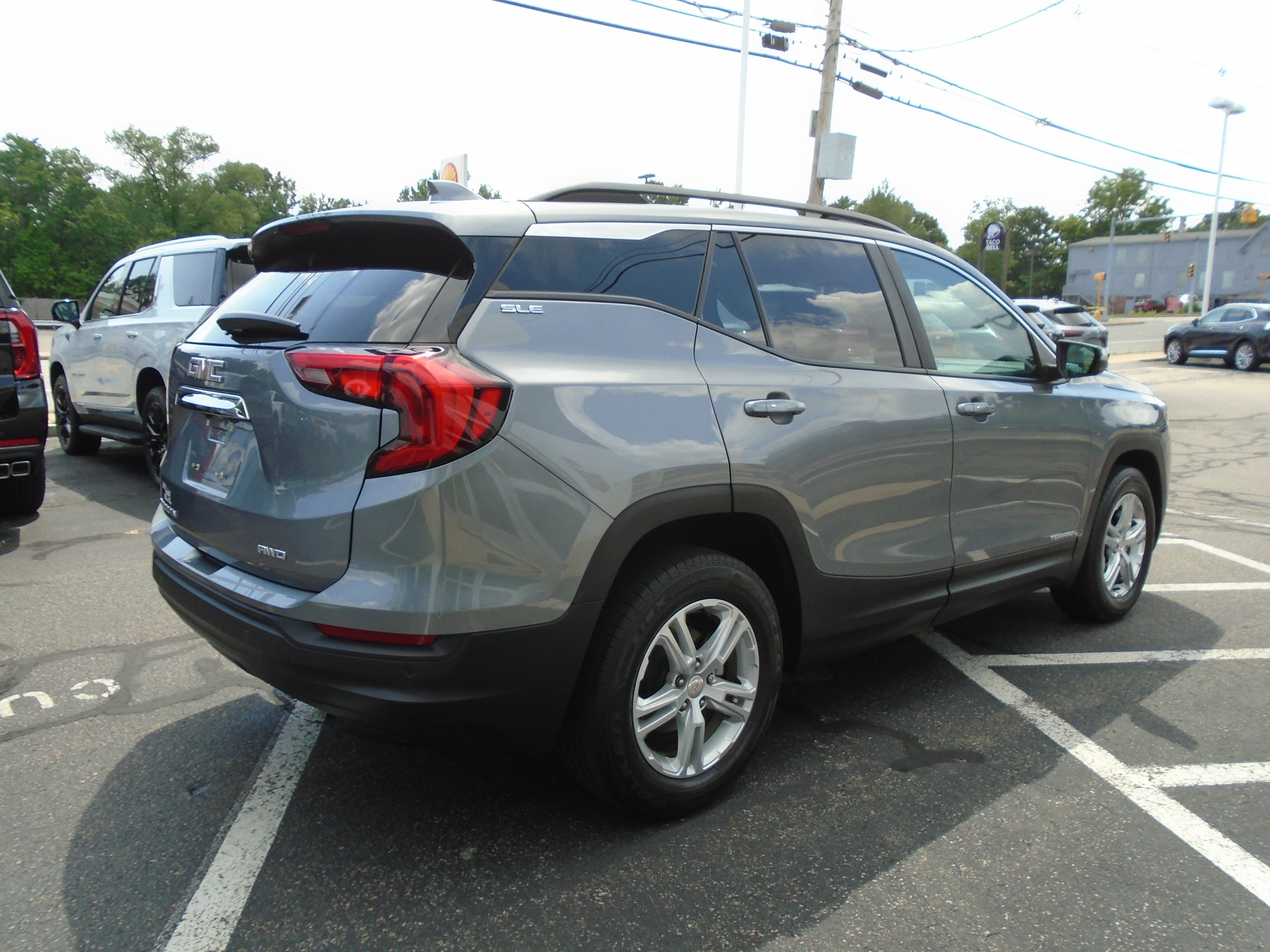 2021 GMC Terrain AWD SLE