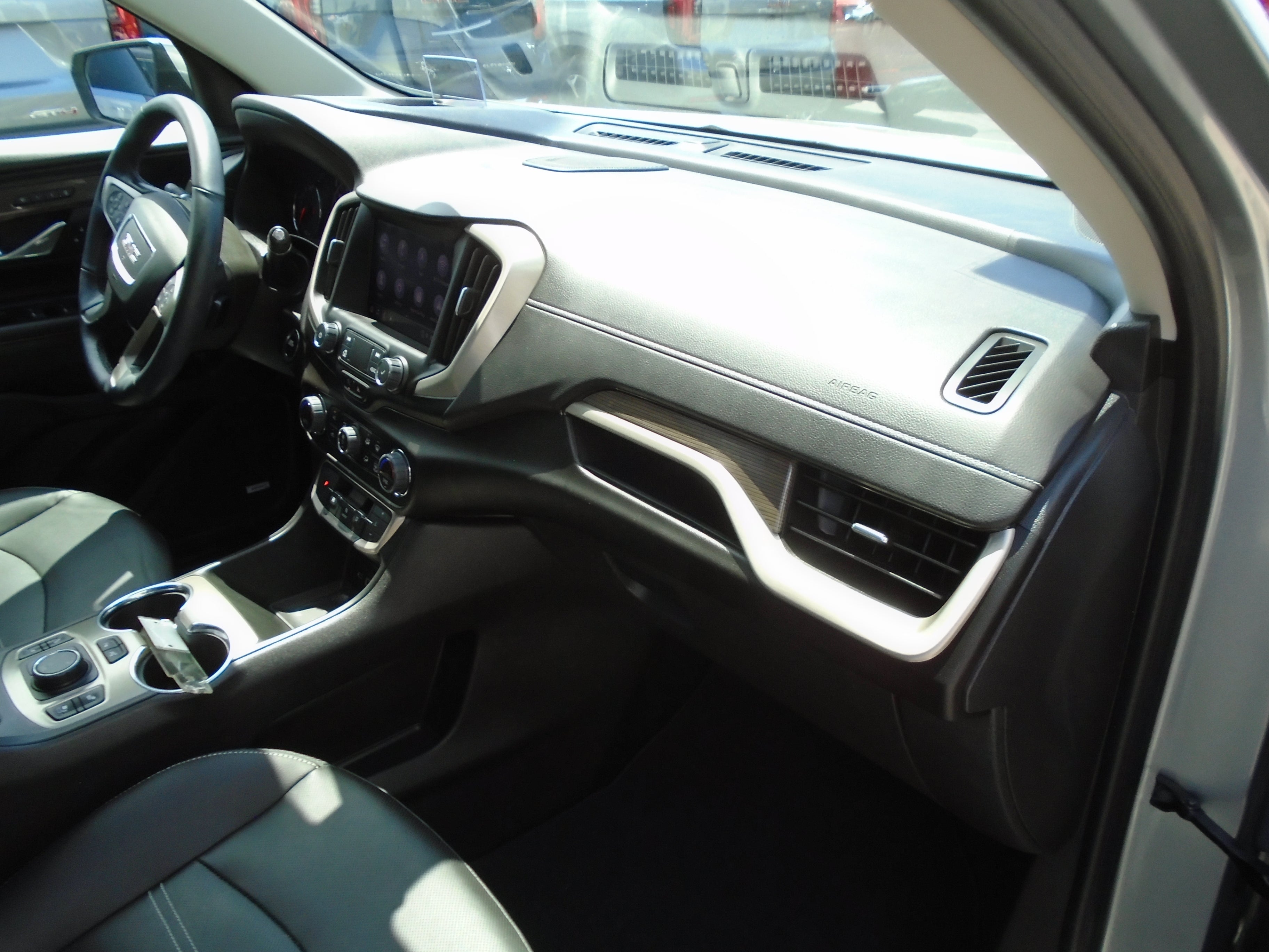 2023 GMC Terrain AWD 4dr Denali