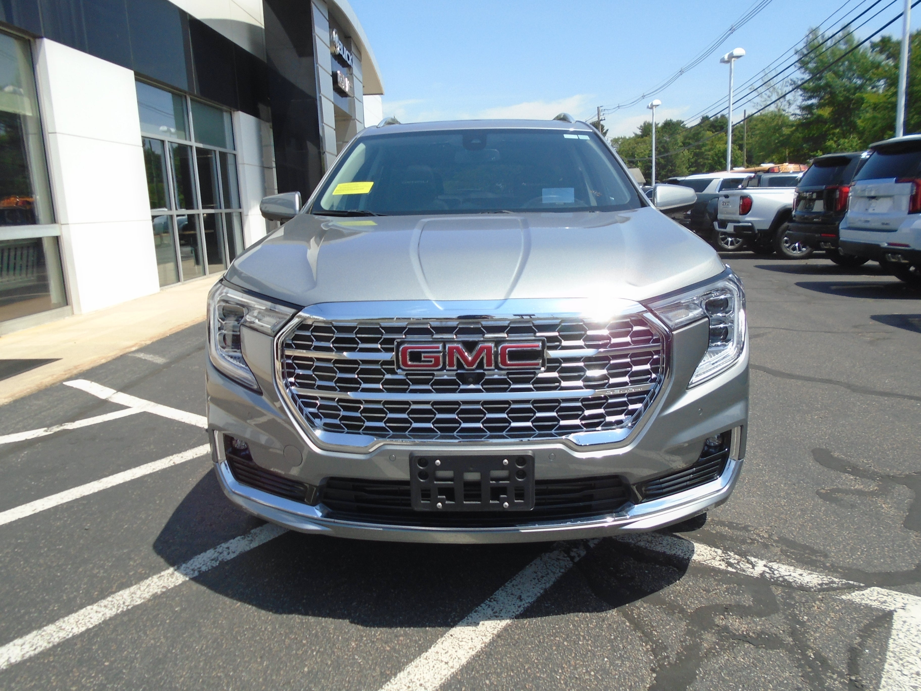 2023 GMC Terrain AWD 4dr Denali