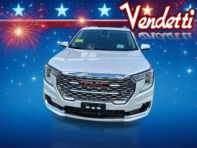 2022 GMC Terrain AWD Denali