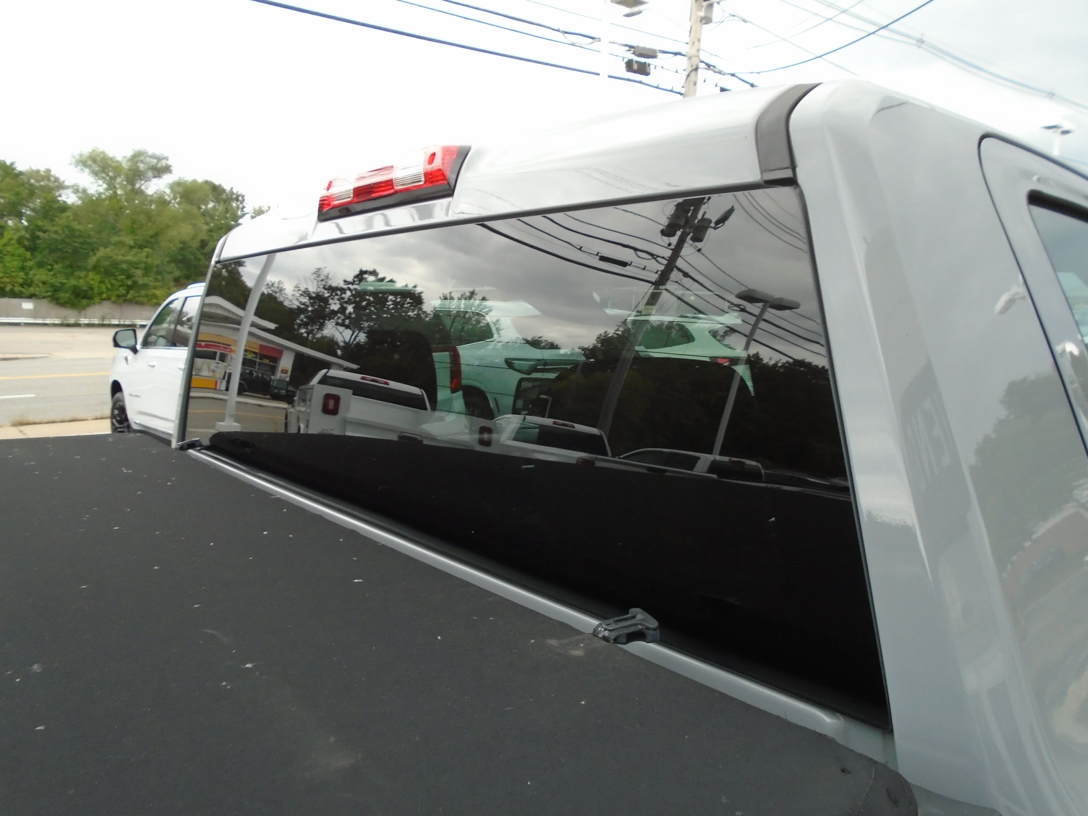 2025 GMC Sierra 1500 Regular Cab Standard Box 4-Wheel Drive Pro