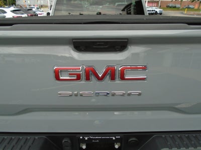 2025 GMC Sierra 1500 Regular Cab Standard Box 4-Wheel Drive Pro