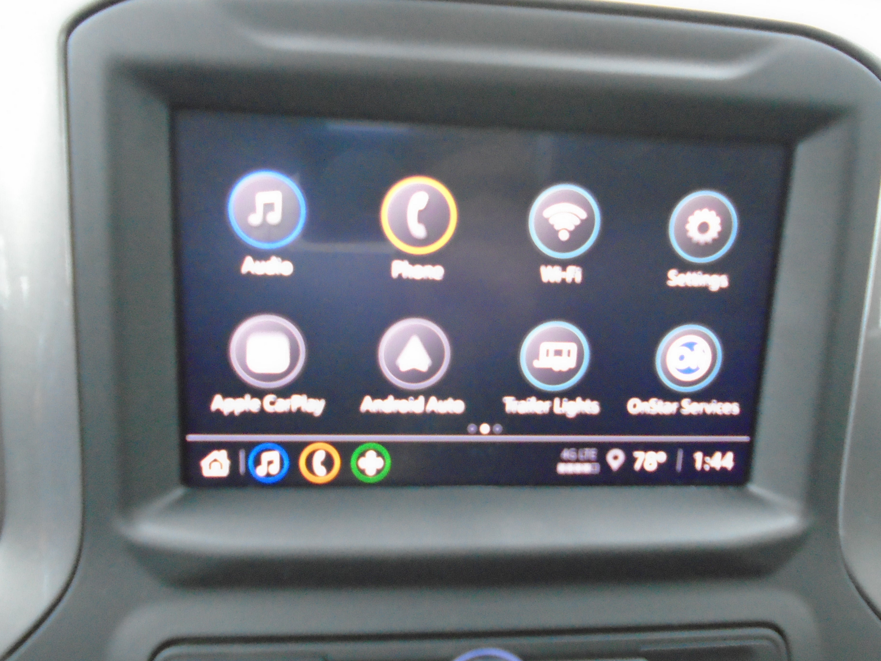 2025 GMC Sierra 1500 Regular Cab Standard Box 4-Wheel Drive Pro