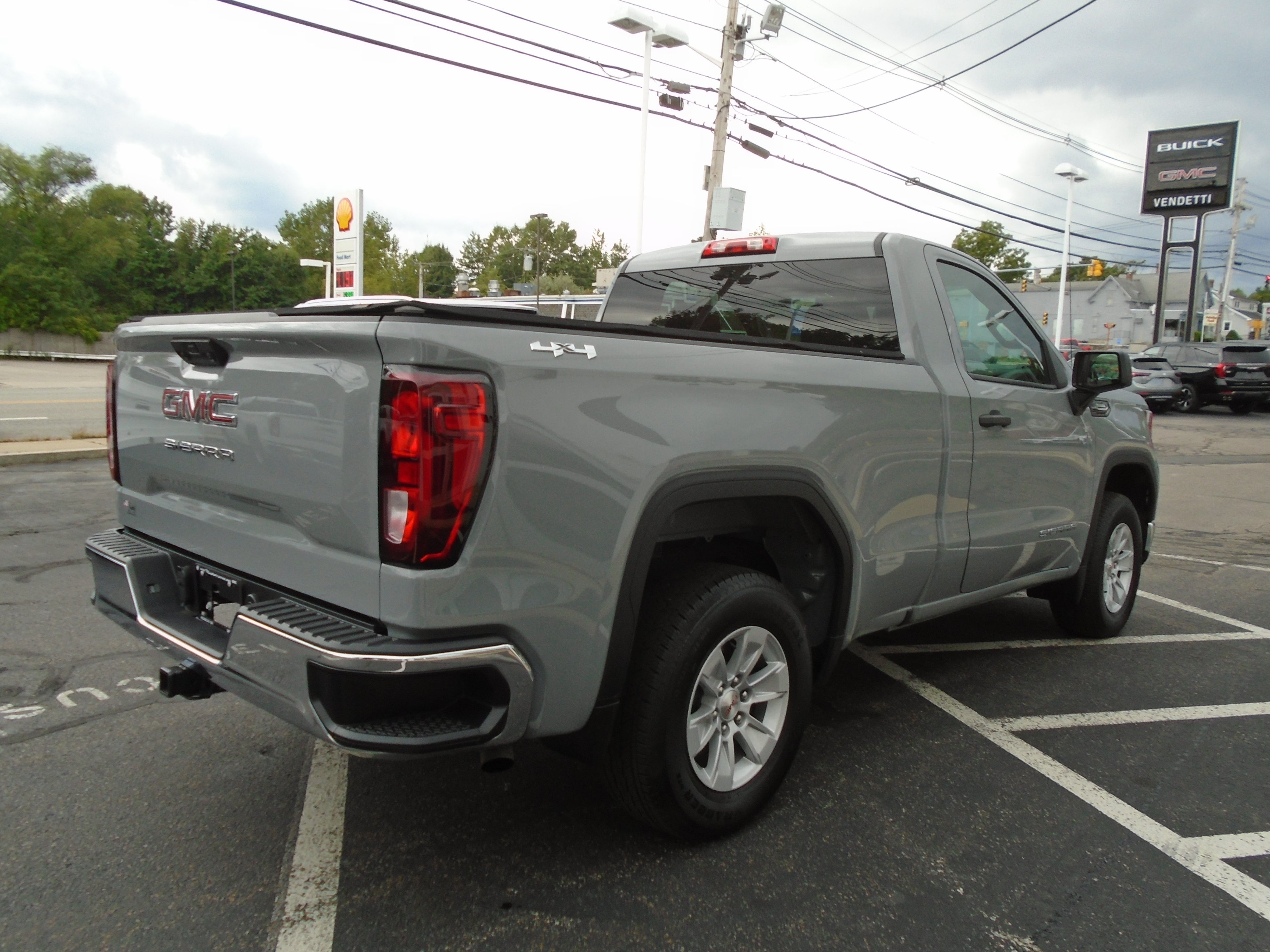2025 GMC Sierra 1500 Regular Cab Standard Box 4-Wheel Drive Pro