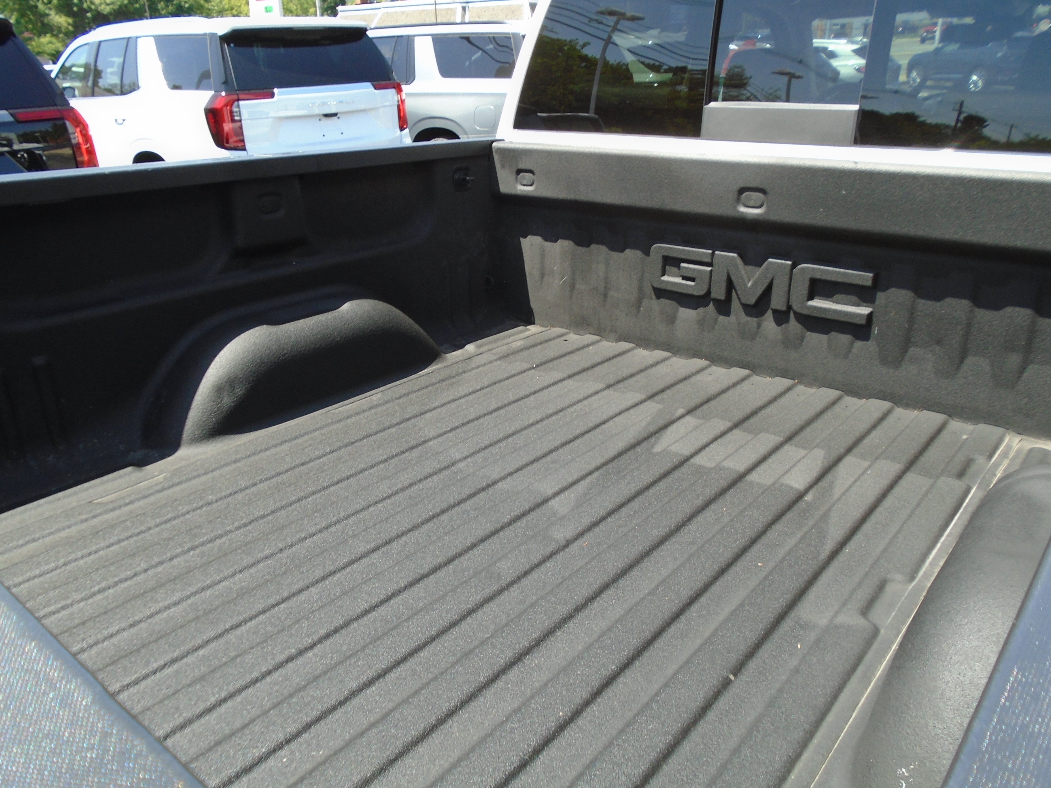 2017 GMC Sierra 1500 Crew Cab Short Box 4-Wheel Drive SLT
