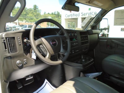 2025 GMC Savana Cutaway 3500 Base