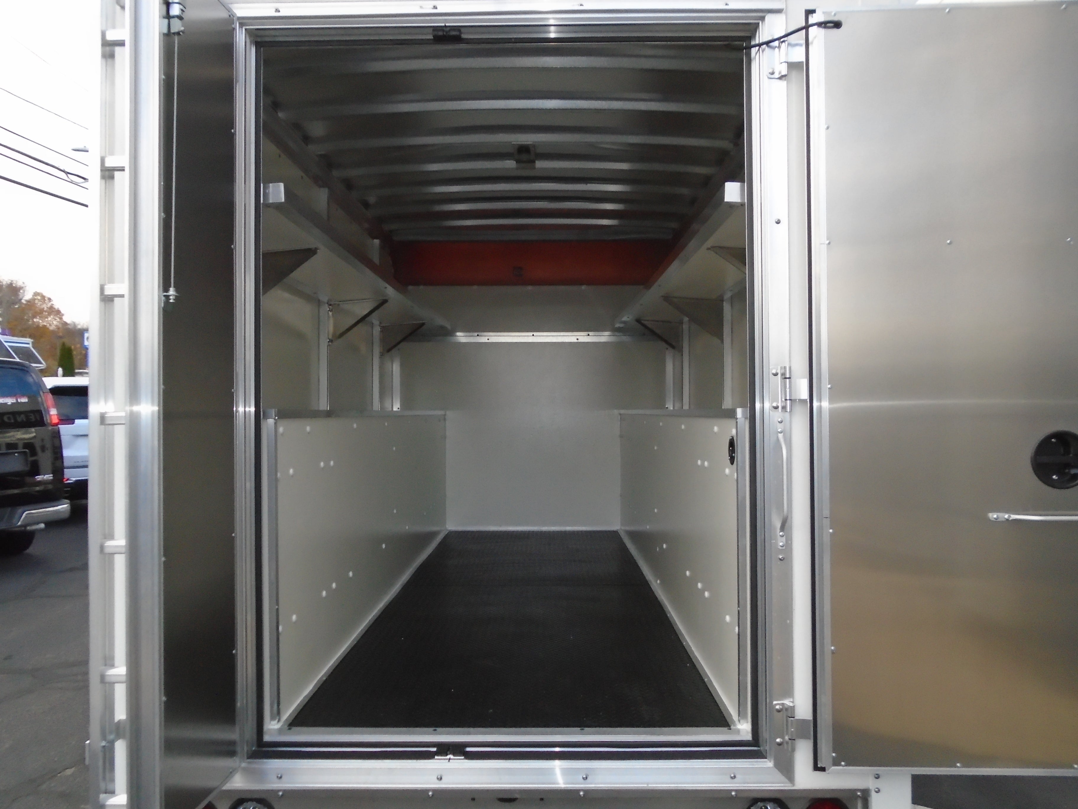 2025 GMC Savana Cutaway 3500 Base