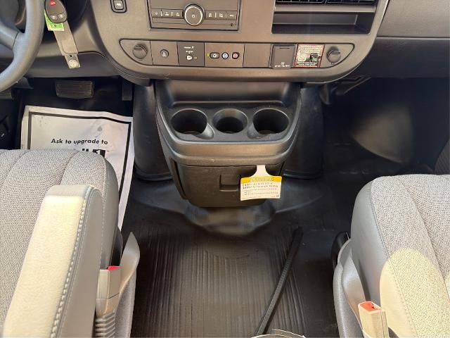 2026 GMC Savana Cutaway 3500 Base