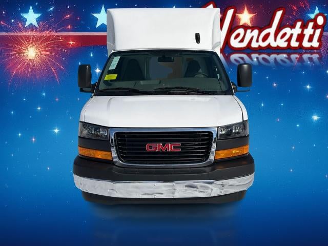 2026 GMC Savana Cutaway 3500 Base
