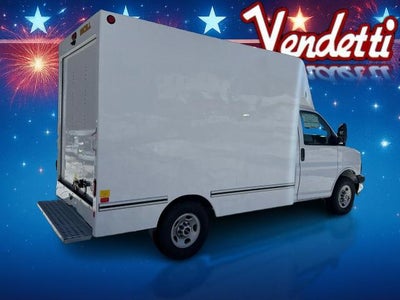 2026 GMC Savana Cutaway 3500 Base