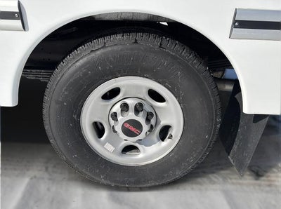 2026 GMC Savana Cutaway 3500 Base