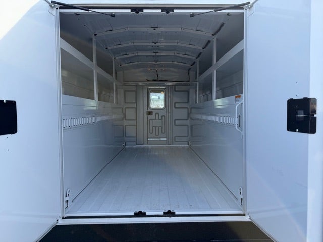 2026 GMC Savana Cutaway 3500 Base