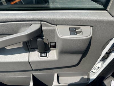 2025 GMC Savana Cutaway 3500 Base