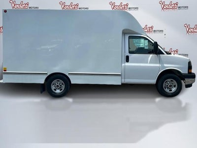 2025 GMC Savana Cutaway 3500 Base
