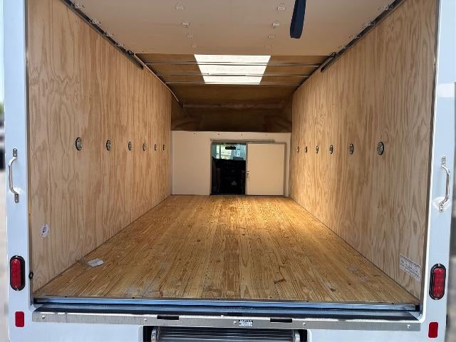 2026 GMC Savana Cutaway 3500 Base