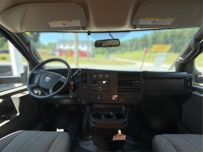 2026 GMC Savana Cutaway 3500 Base