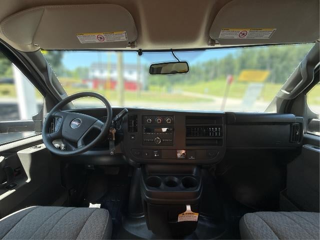 2026 GMC Savana Cutaway 3500 Base