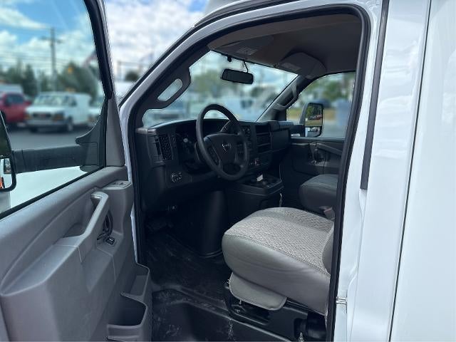 2025 GMC Savana Cutaway 3500 Base