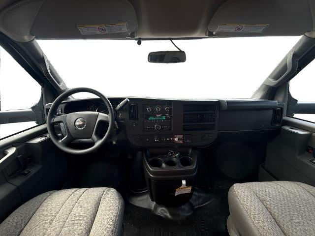 2025 GMC Savana Cutaway 3500 Base