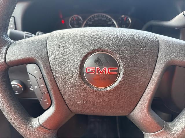 2025 GMC Savana Cutaway 3500 Base