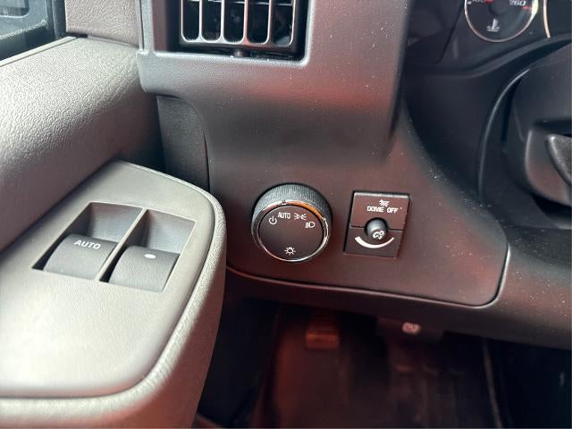 2025 GMC Savana Cutaway 3500 Base