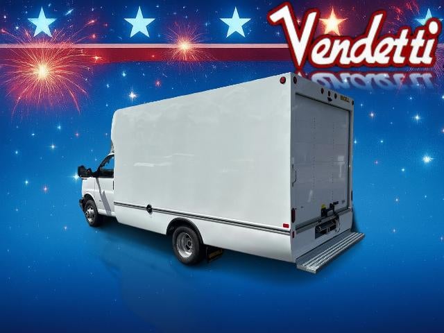 2025 GMC Savana Cutaway 3500 Base