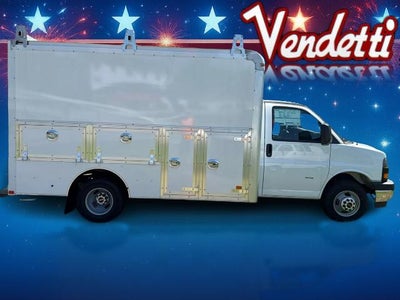 2026 GMC Savana Cutaway 3500 Base