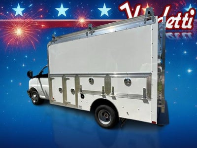 2026 GMC Savana Cutaway 3500 Base