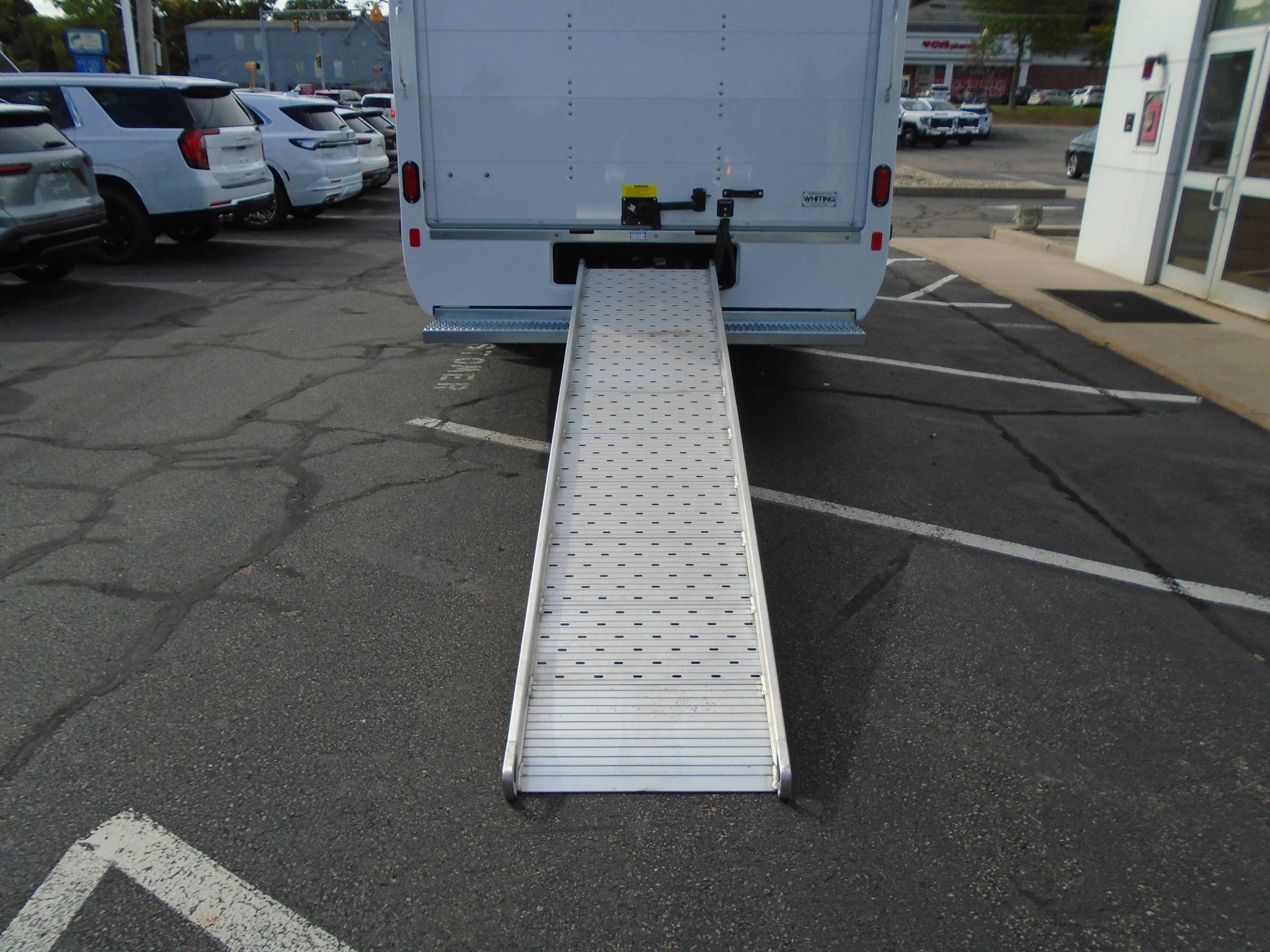 2026 GMC Savana Cutaway 4500 Base