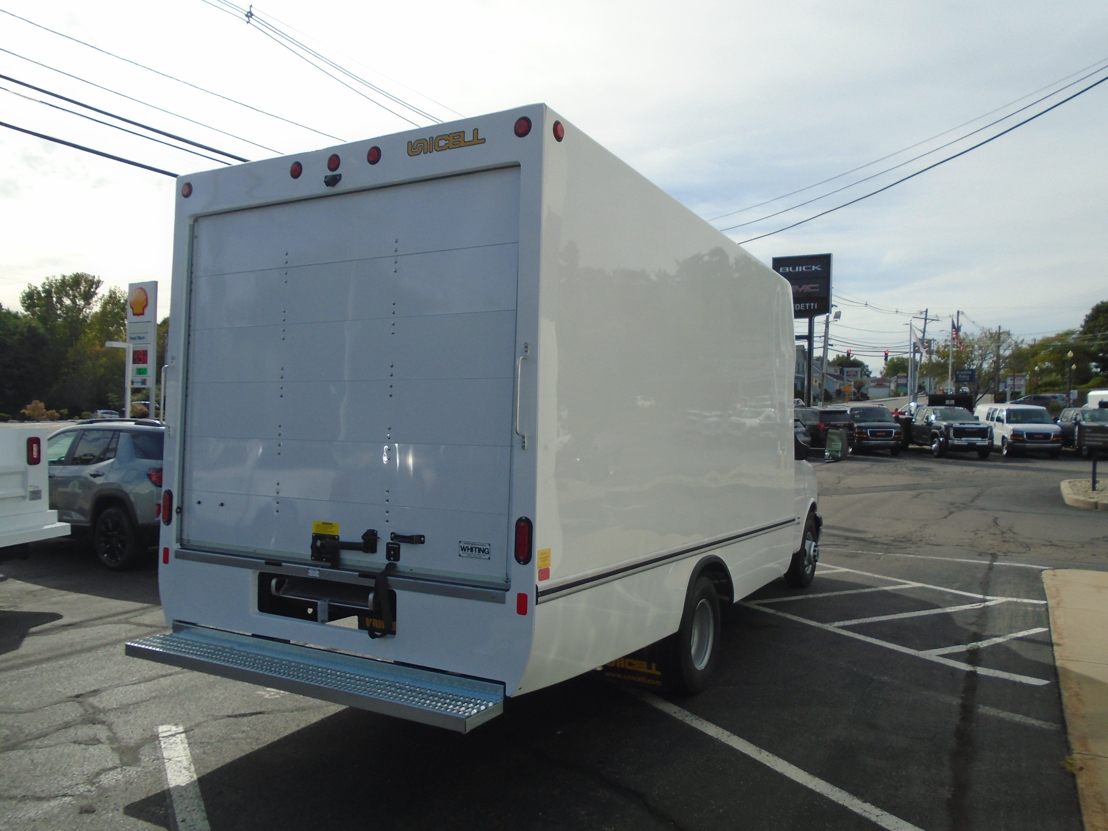 2026 GMC Savana Cutaway 4500 Base