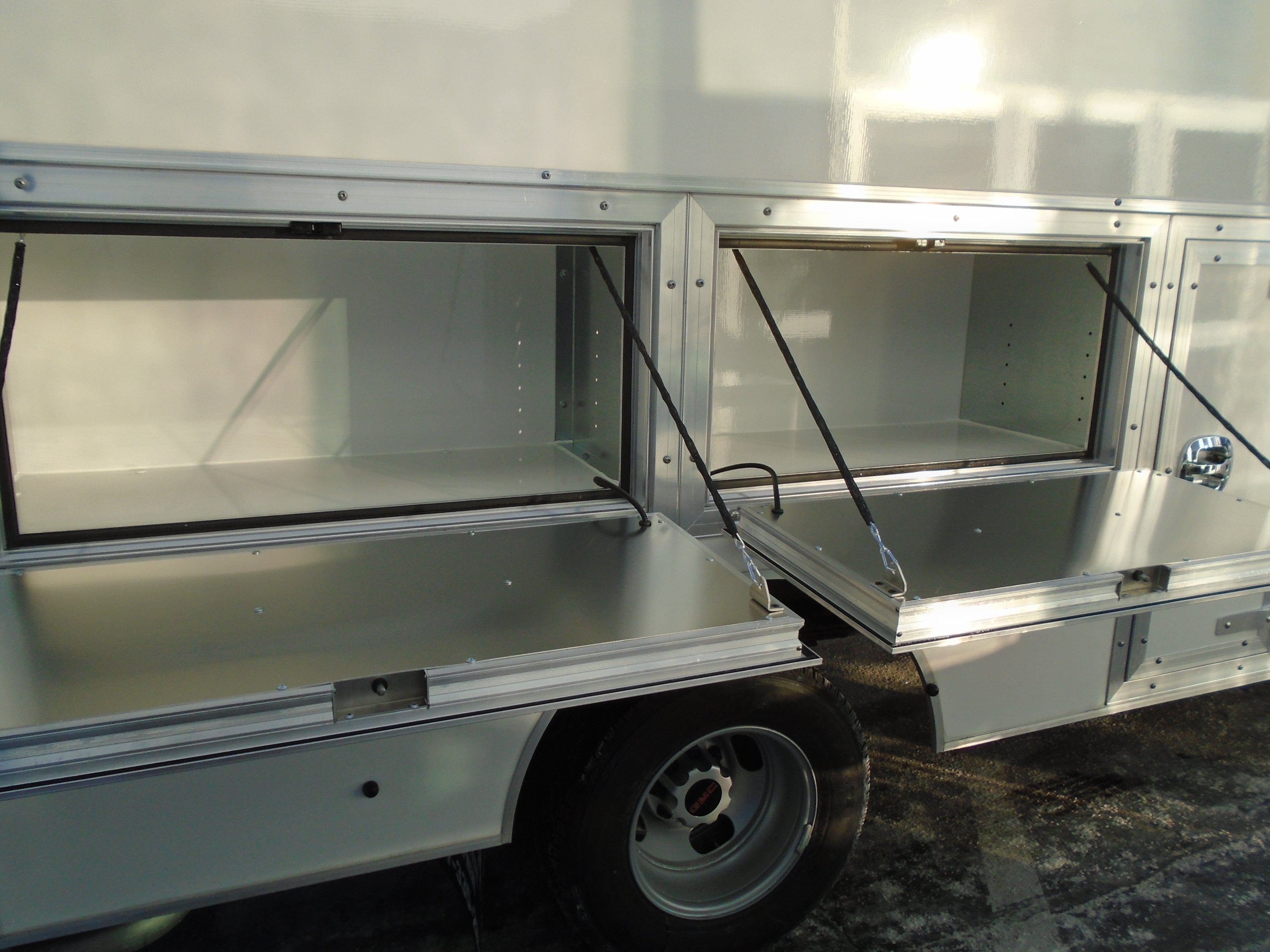 2026 GMC Savana Cutaway 4500 Base