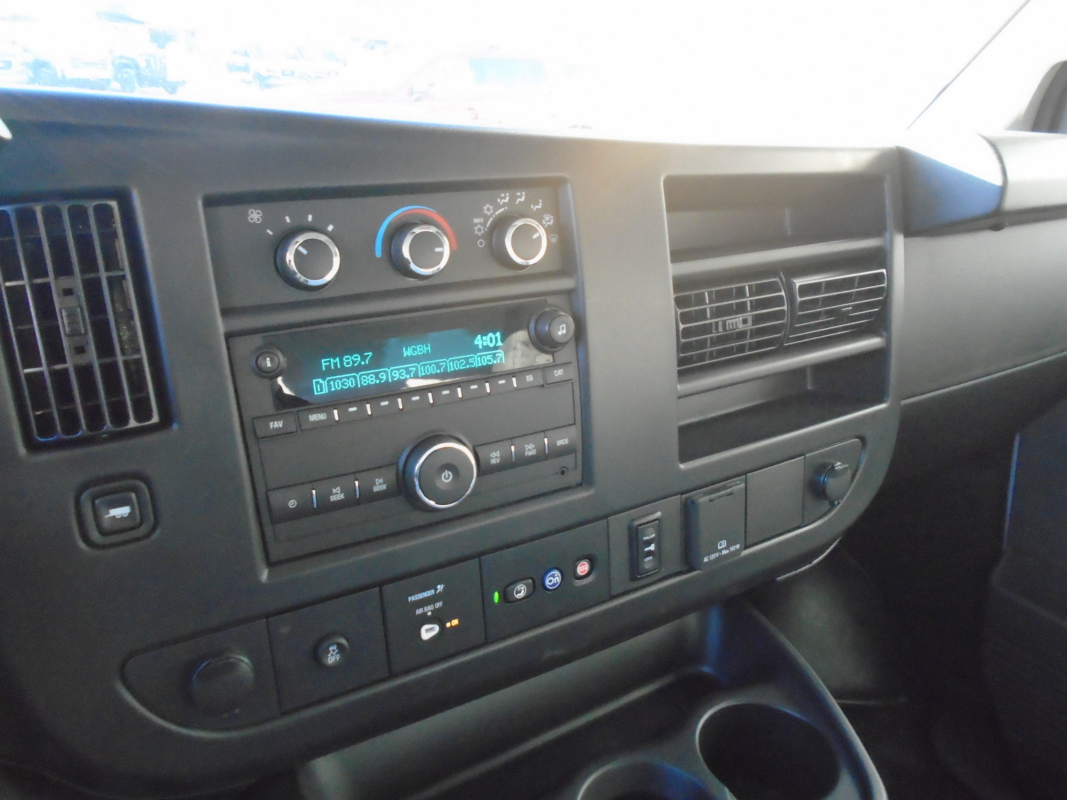 2026 GMC Savana Cutaway 4500 Base