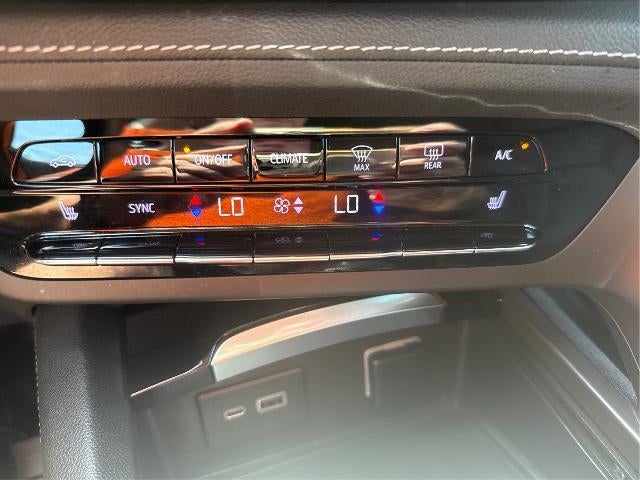 2021 Buick Envision AWD 4dr Essence